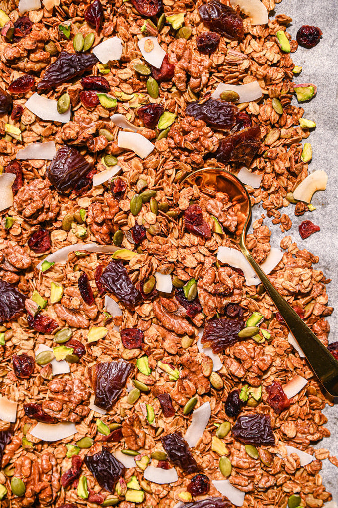 Home Baked Granola With True Cinnamon & Vanilla