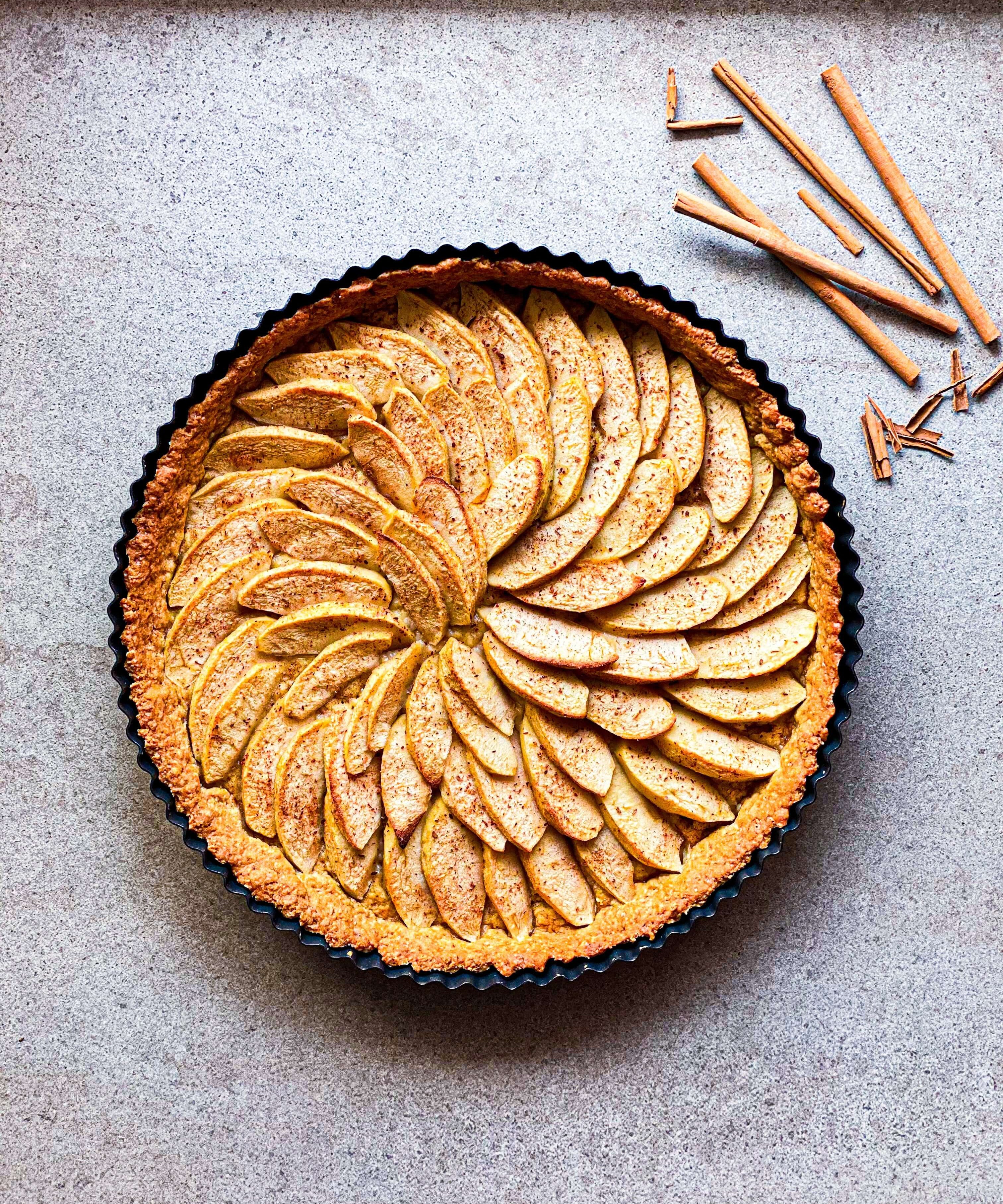 Apple Cinnamon Tart
