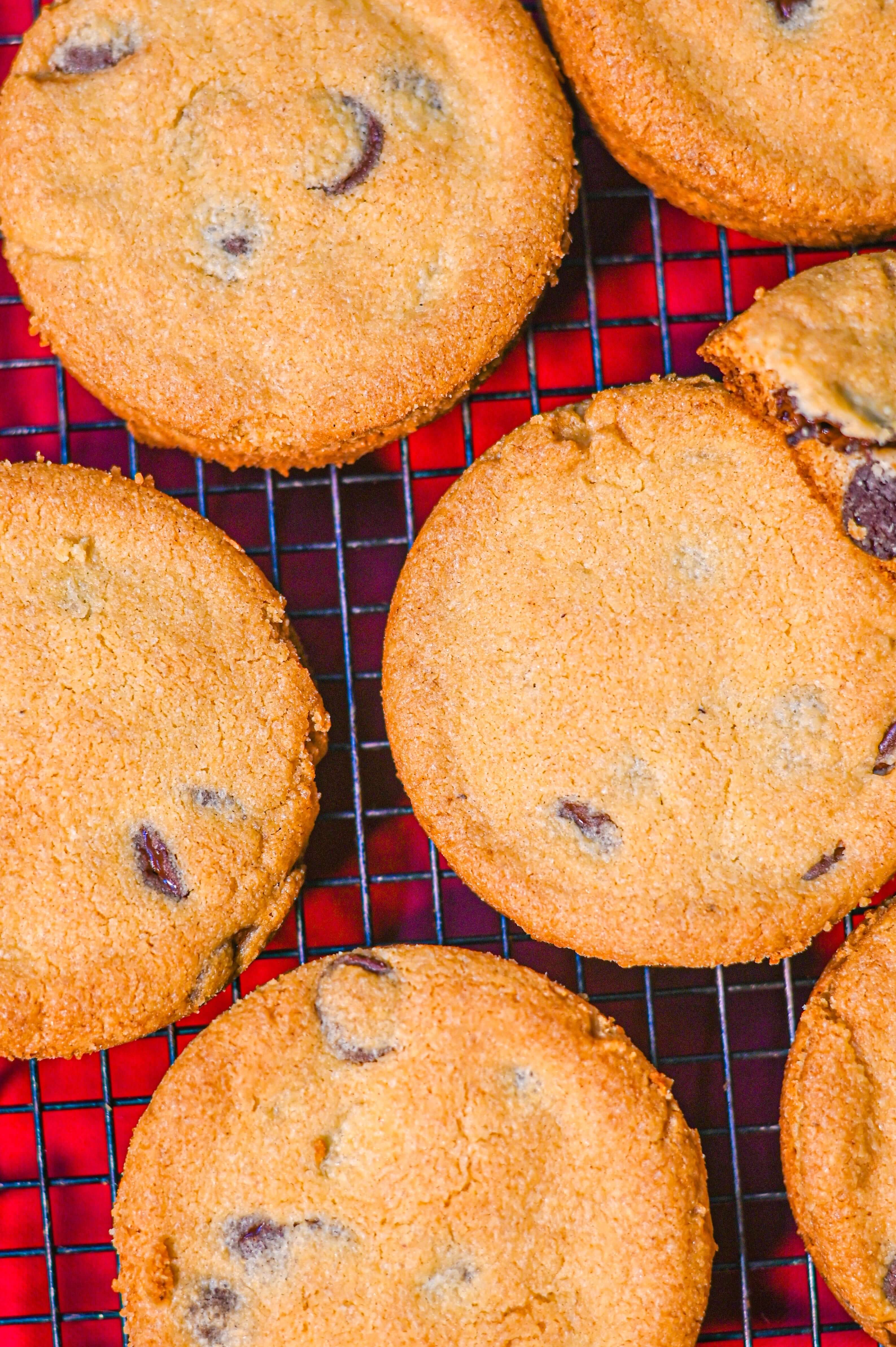 Nutmeg & Chocolate Cookies